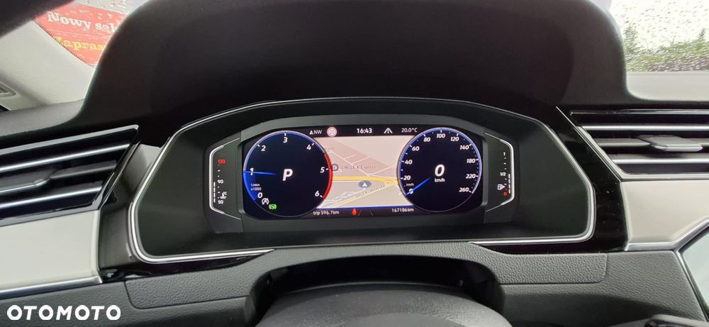 Volkswagen Passat - 10