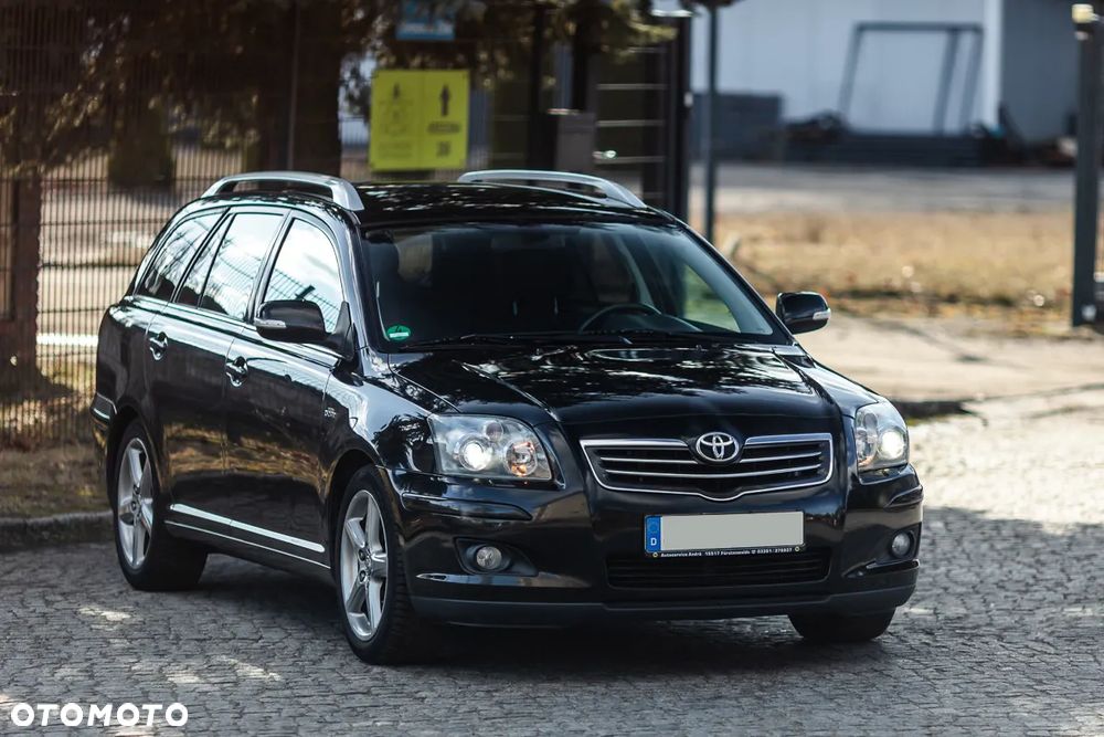 Toyota Avensis 2.2 D-4D Prestige - 7