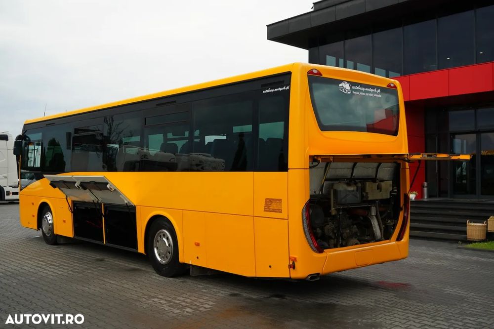 Iveco / EURO 6 / 68 LOCURI / LUNGIME - 10,5 M / AER CONDIȚIONAT - 8