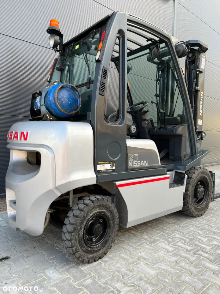 Nissan U1D2A25LQ - 6