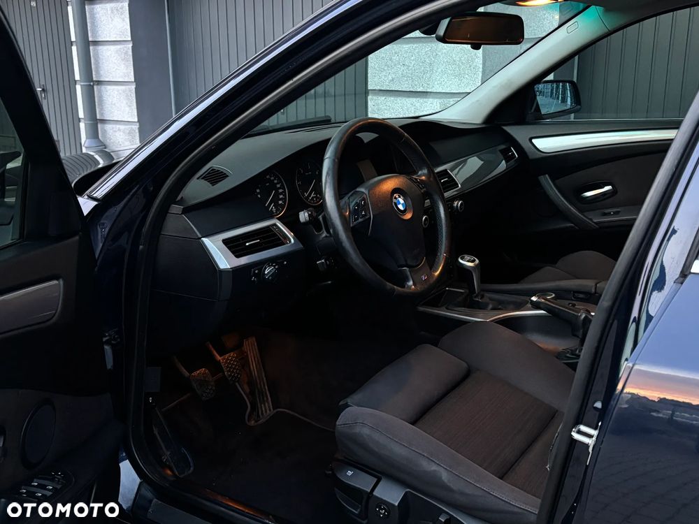 BMW Seria 5 520d Special Edition - 8
