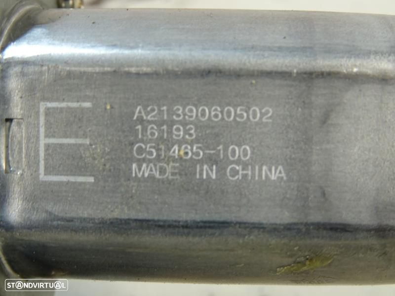 Motor Do Elevador De Vidro Traseiro Esquerdo Mercedes-Benz C-Class (W2 - 4