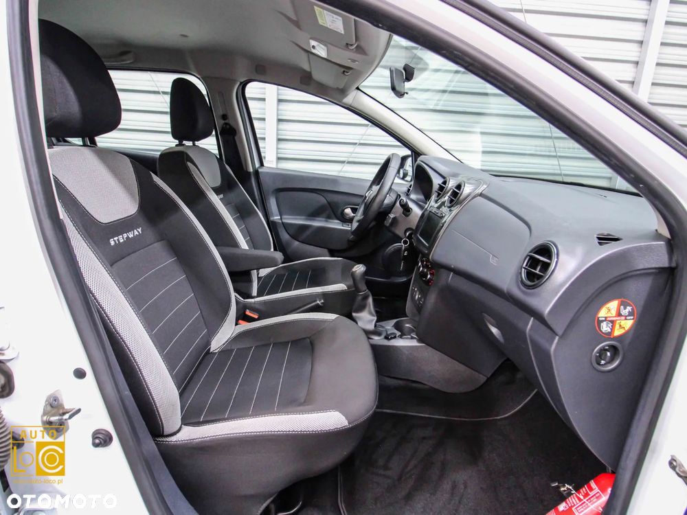 Dacia Sandero Stepway Blue dCi 95 Prestige - 10