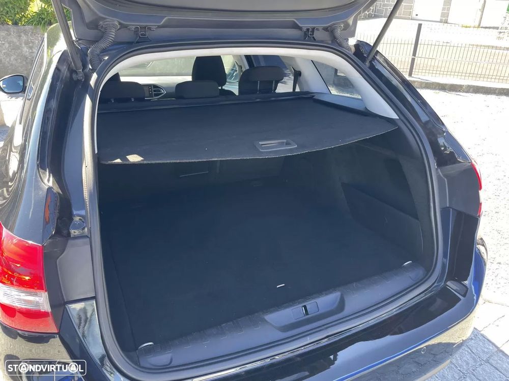 Peugeot 308 SW 1.6 BlueHDi Active - 28