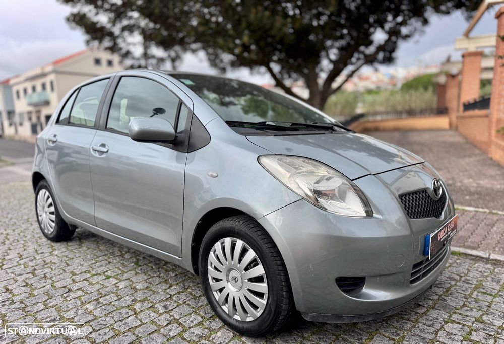 Toyota Yaris 1.0 VVT-i AC - 3