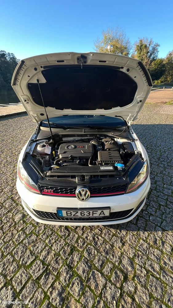 VW Golf 2.0 TSi GTi DSG Performance - 6