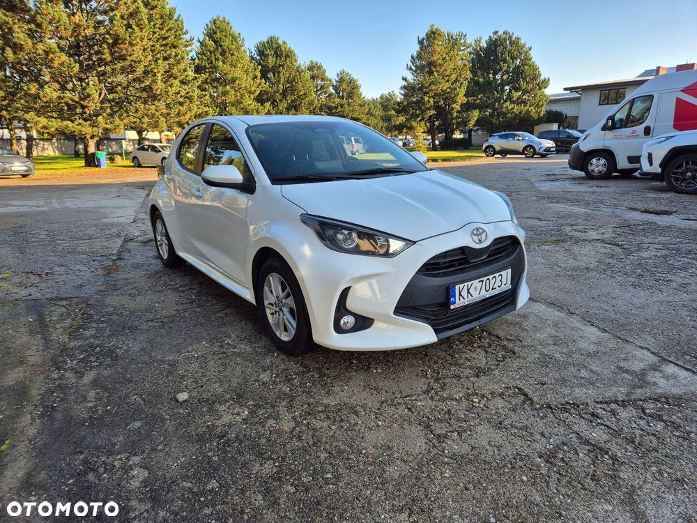 Toyota Yaris - 4