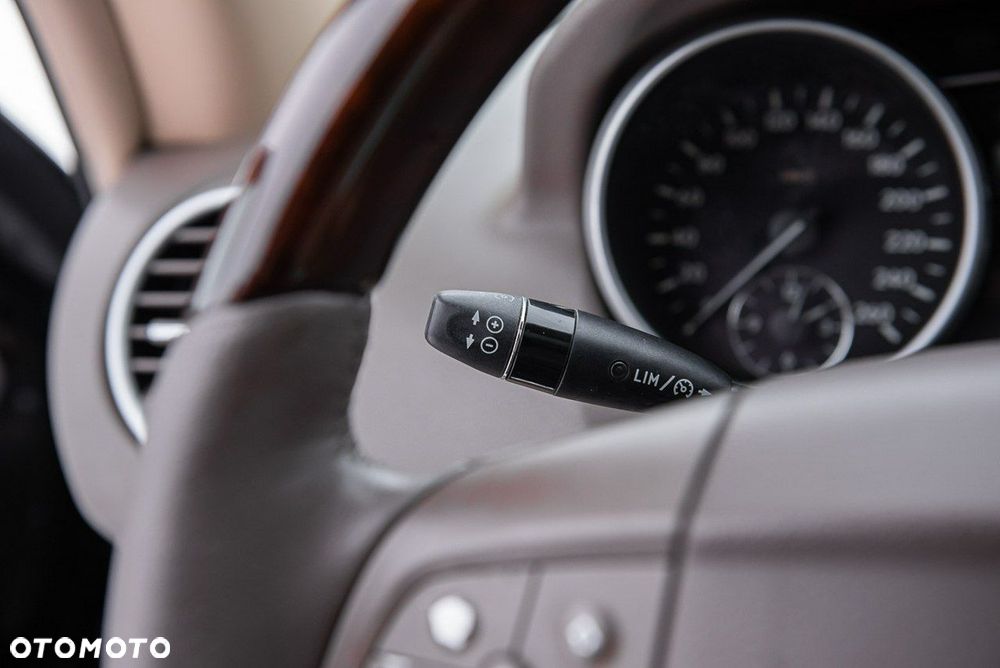 Mercedes-Benz ML 320 CDI 4Matic 7G-TRONIC - 28