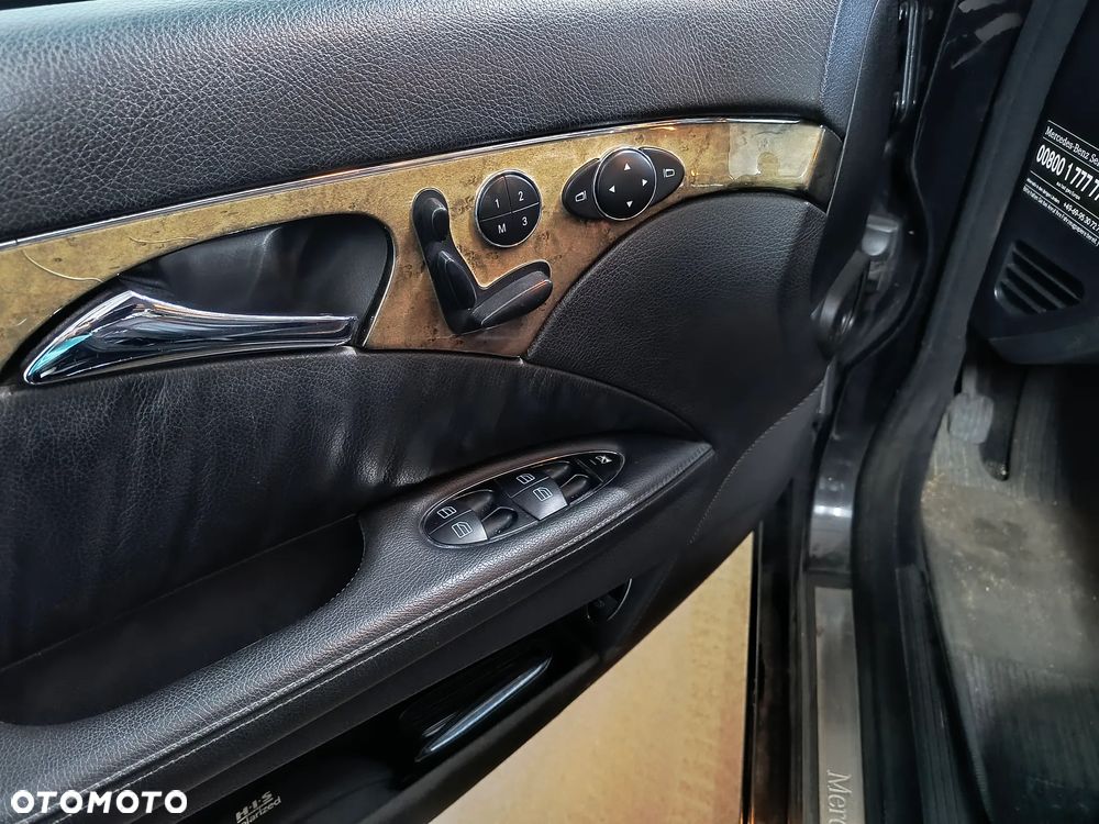 Mercedes-Benz Klasa E 320 CDI 7G-TRONIC Avantgarde BusinessEDITION - 12