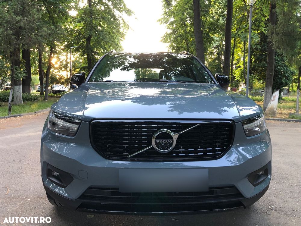 VOLVO XC40 2020 — imagine 3