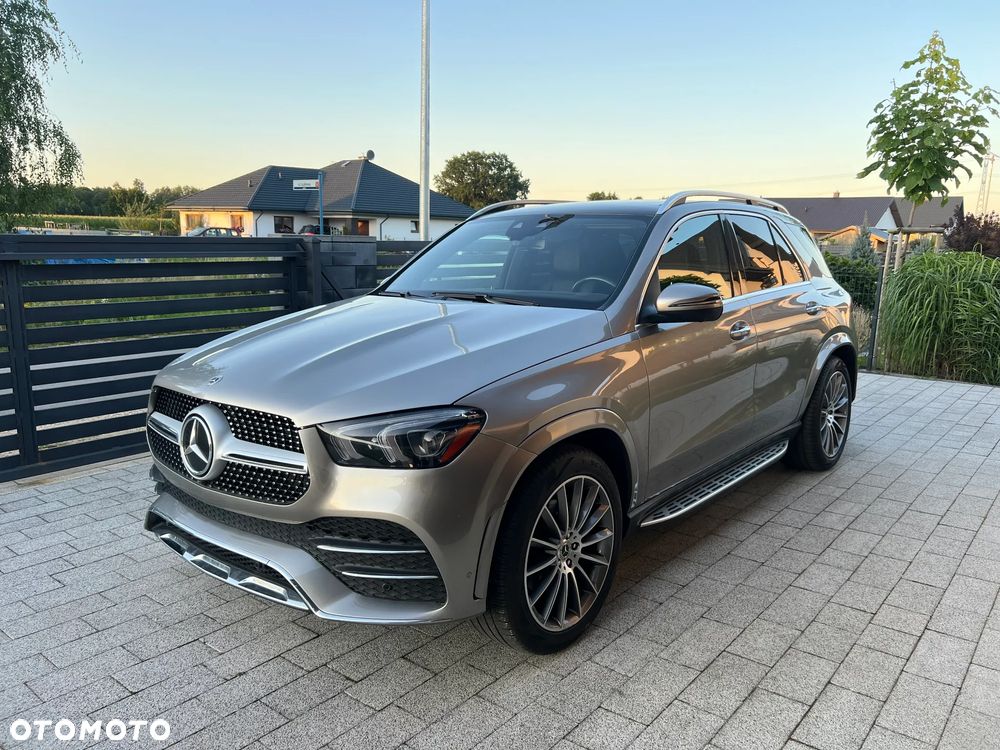 Mercedes-Benz GLE - 1