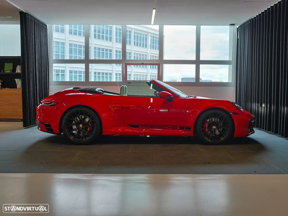 Porsche 911 (992) Carrera 4S PDK - 8