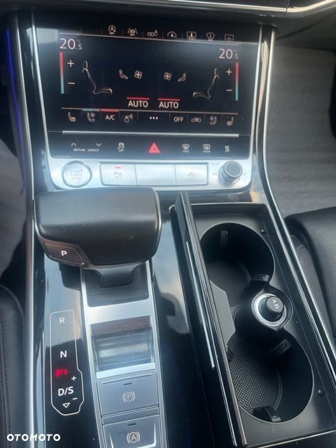Audi A8 - 15