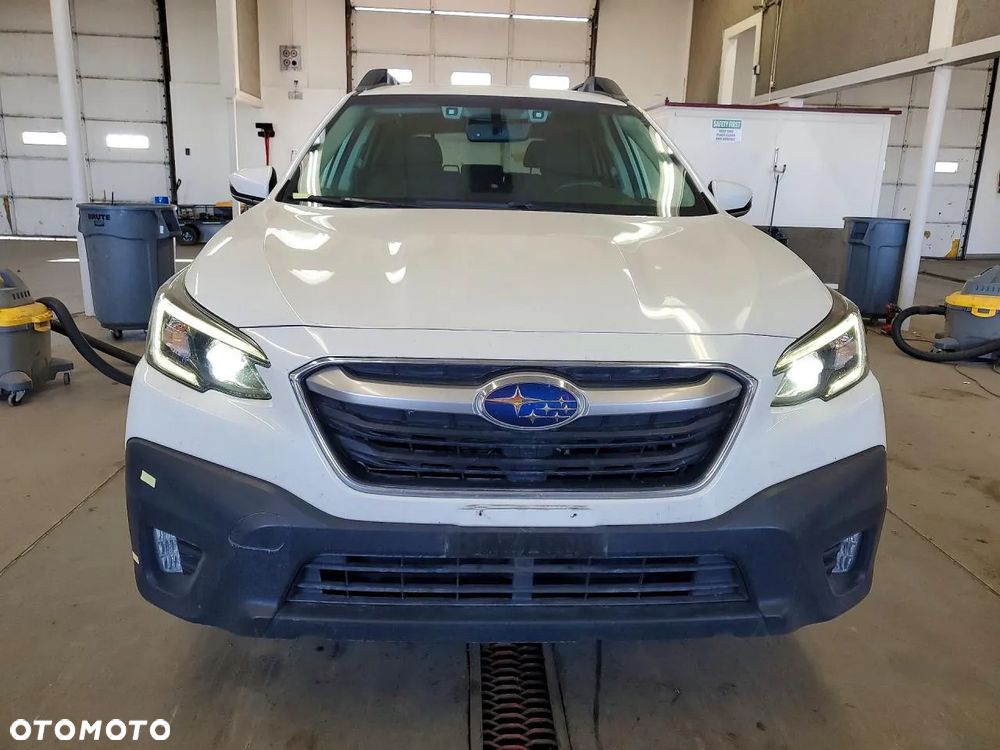 Subaru Outback 2.5i Exclusive - 5