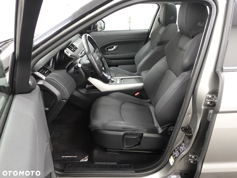 Land Rover Range Rover Evoque - 21