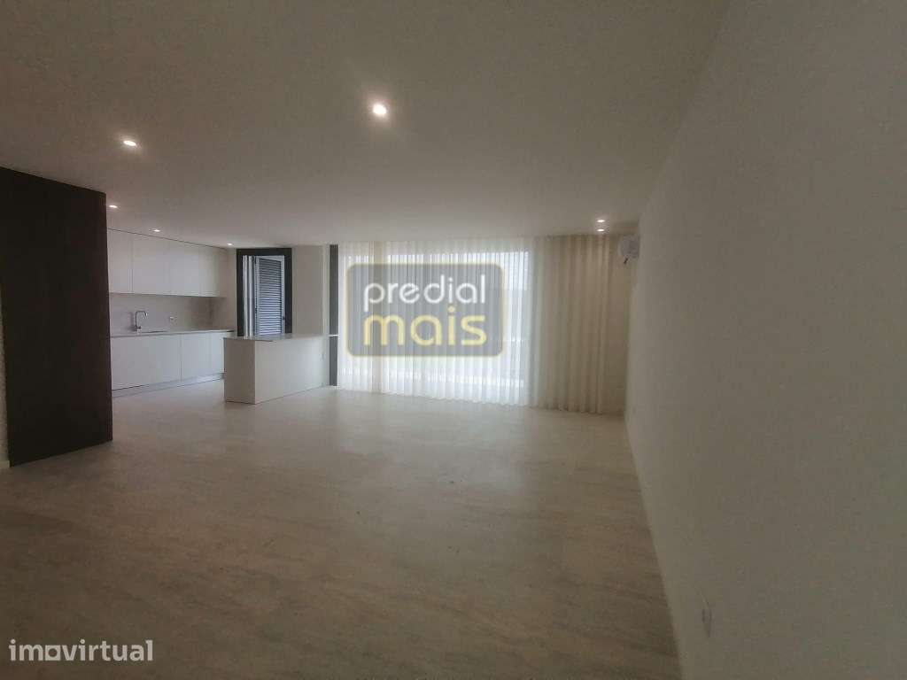APARTAMENTO T3 NOVO - ALUGAR - Grande imagem: 4/18