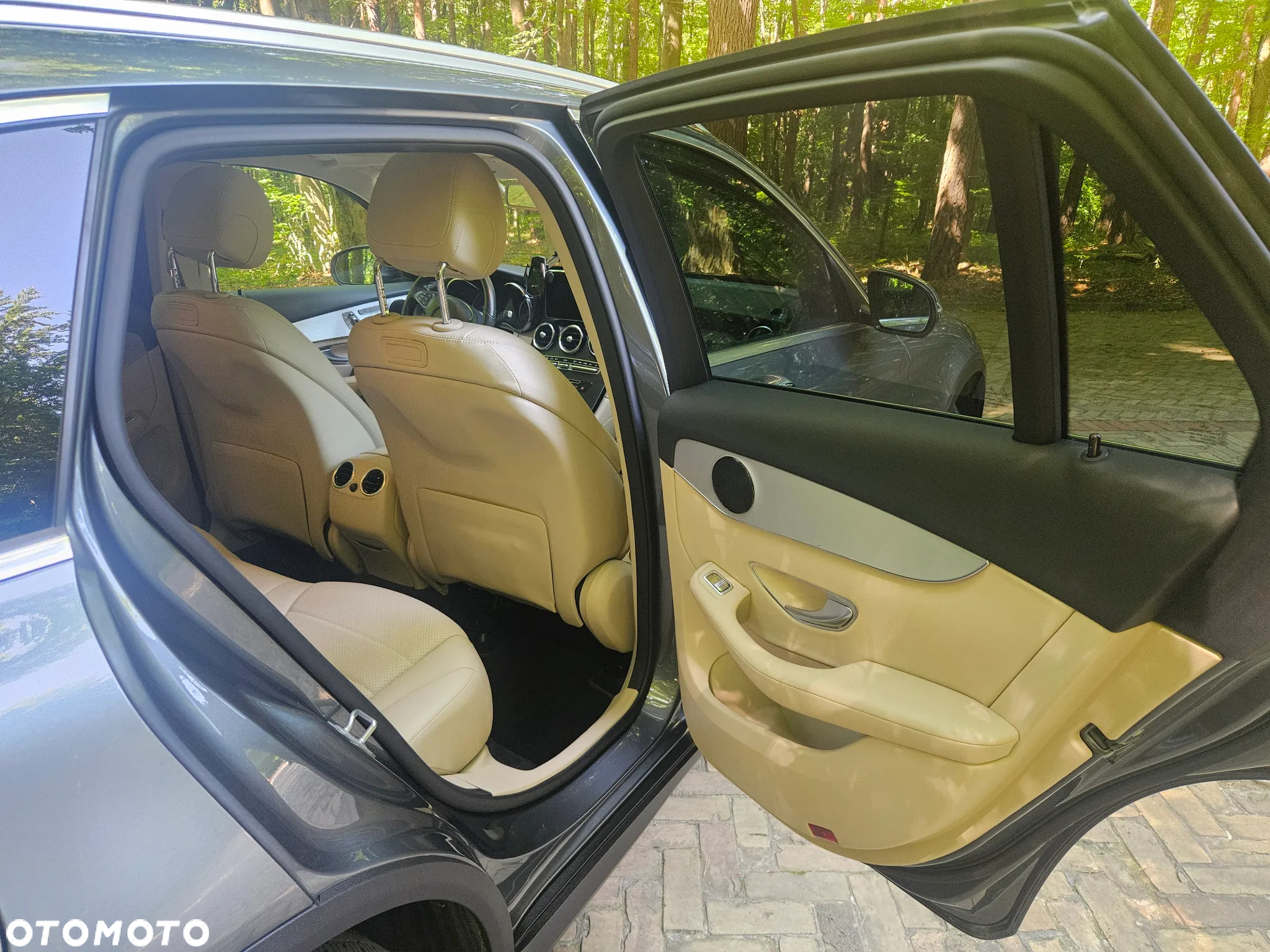 Mercedes-Benz GLC 300 4Matic 9G-TRONIC - 23