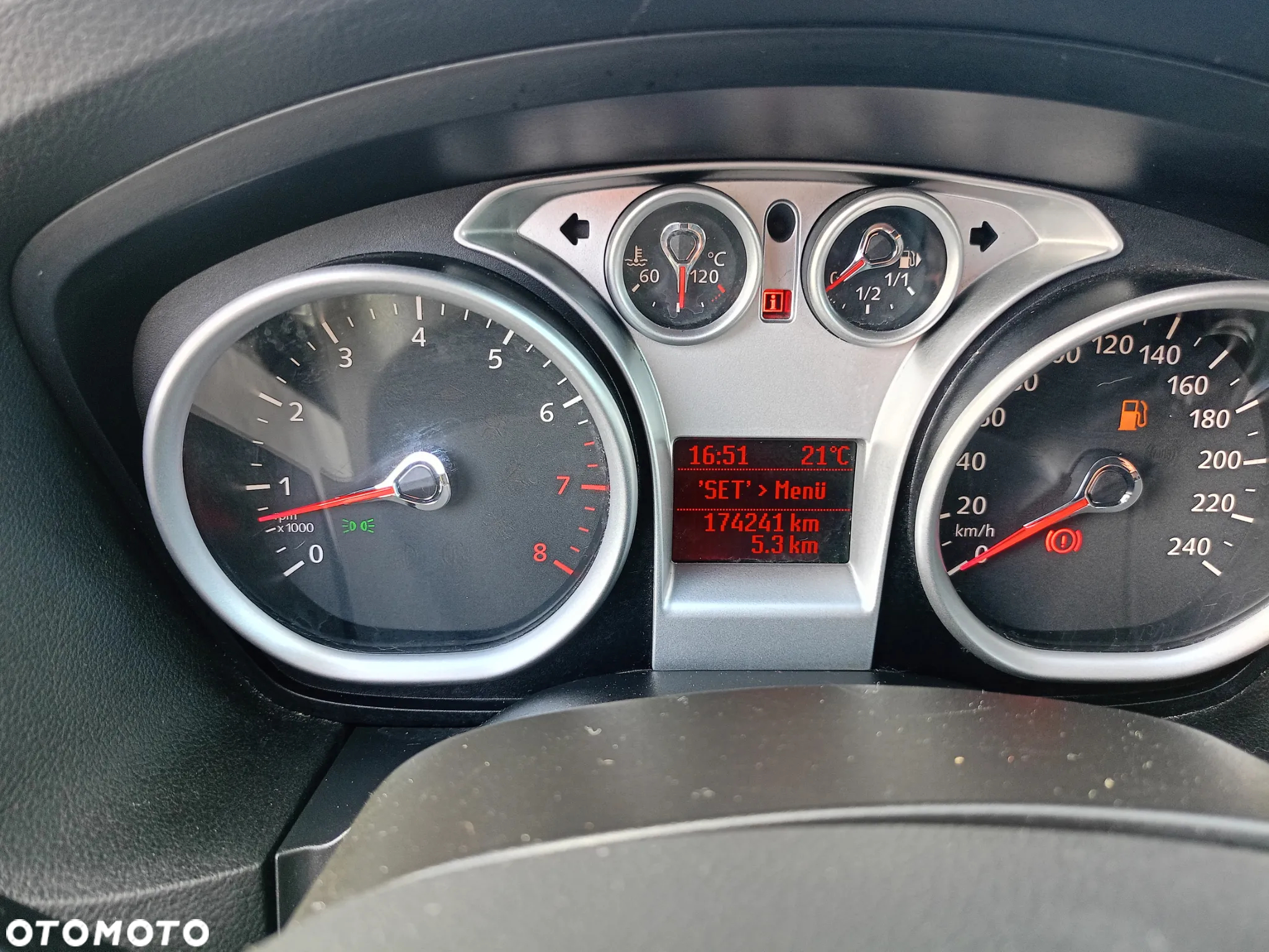 Ford Focus 1.8 Fun - 22