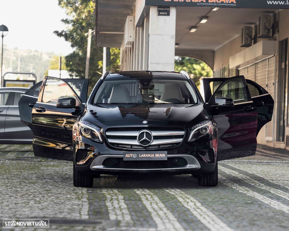 Mercedes-Benz GLA 220 d 7G-DCT Urban - 14