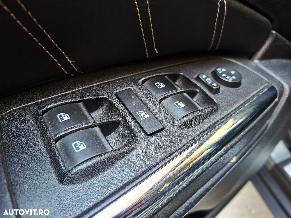 Lancia Delta 1.6 MultiJet Platino - 13