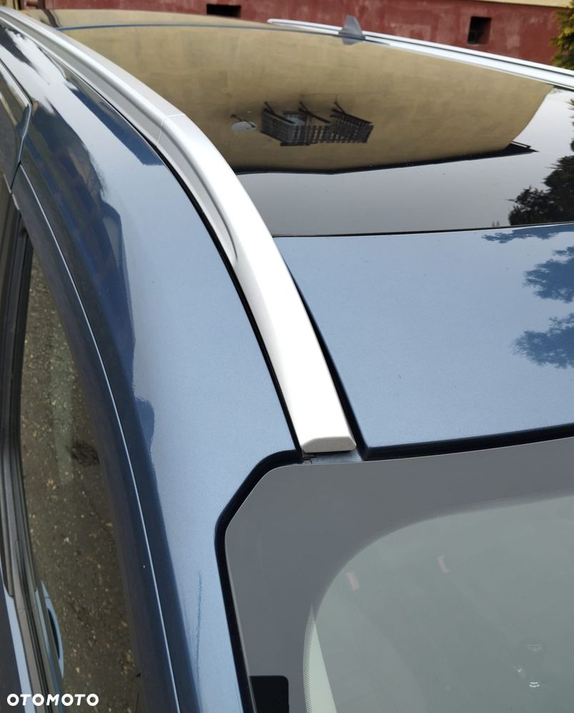 Ford Tourneo Connect Grand - 16