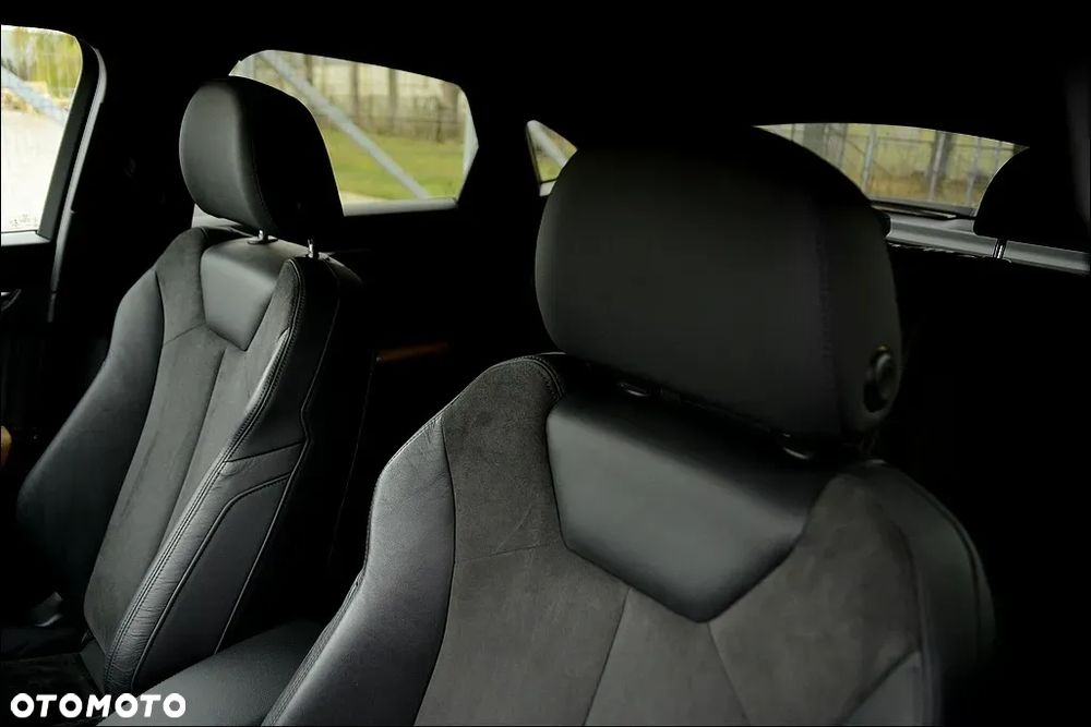 Audi Q3 Sportback 35 TDI S tronic S line - 17