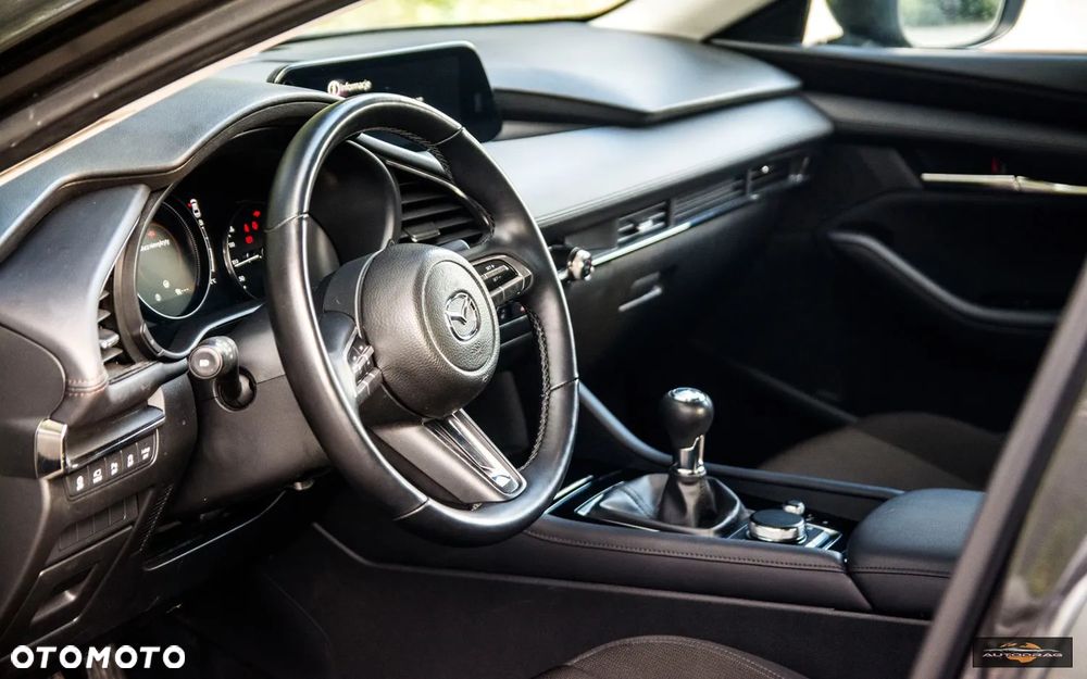 Mazda 3 - 16