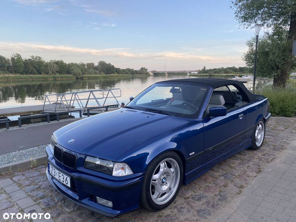 BMW Seria 3 320i - 15
