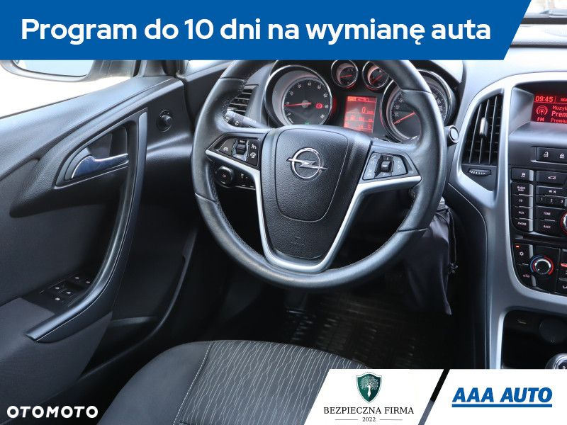 Opel Astra - 8