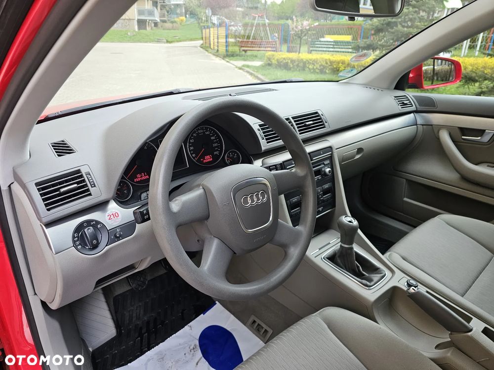Audi A4 Avant 2.0 TDI - 12