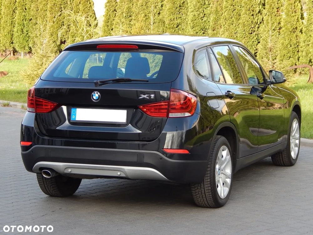 BMW X1 sDrive16d xLine - 2