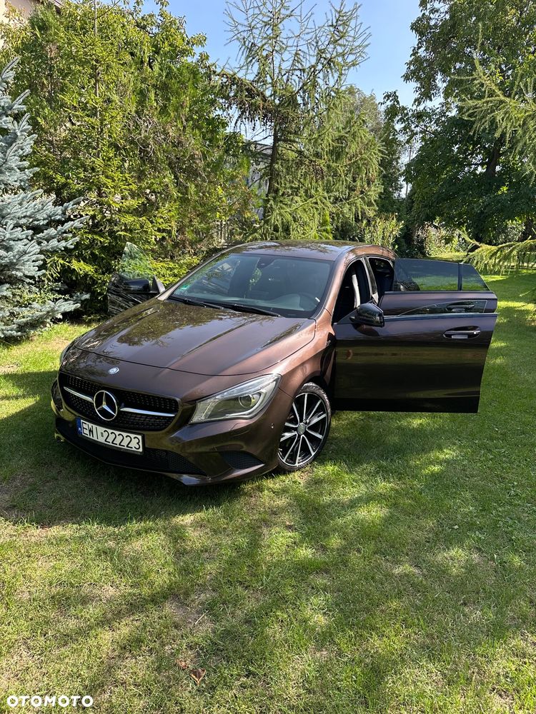 Mercedes-Benz CLA - 25