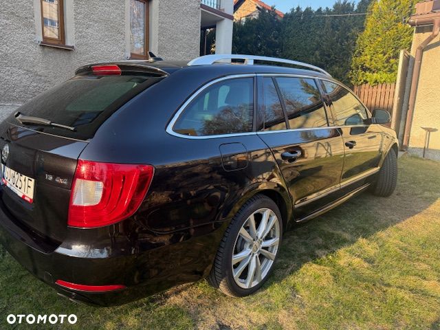 Skoda Superb 3.6 FSI 4x4 Elegance DSG - 5