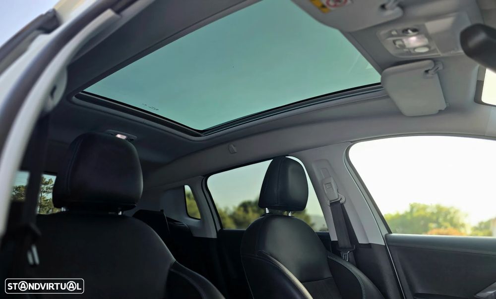 Peugeot 2008 PureTech 110 Stop&Start EAT6 Crossway - 26