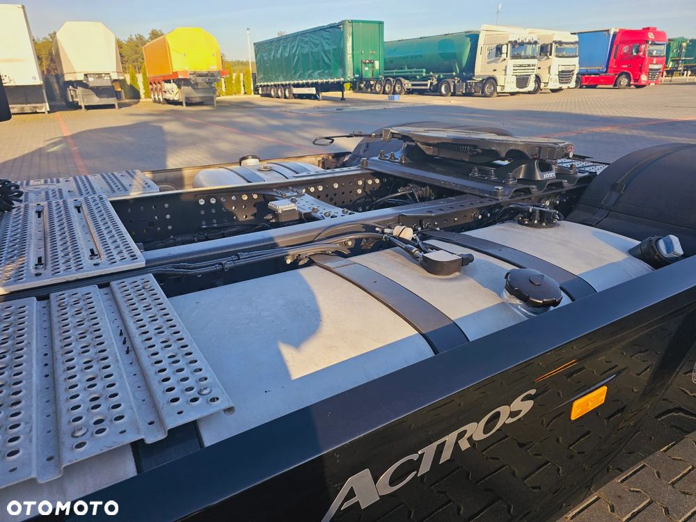 Mercedes-Benz ACTROS 1843  / STREAM SPACE / EURO 6 / 2015 ROK - 12