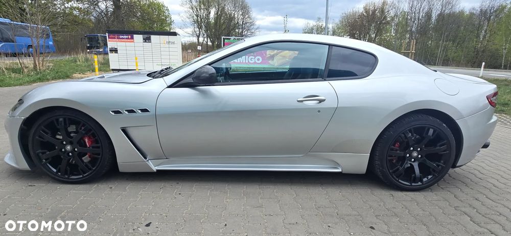 Maserati GranTurismo MC - 9