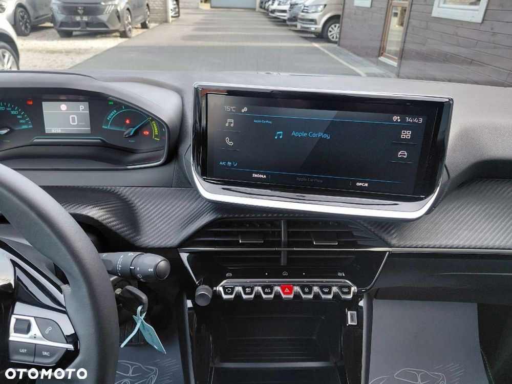 Peugeot 208 - 19