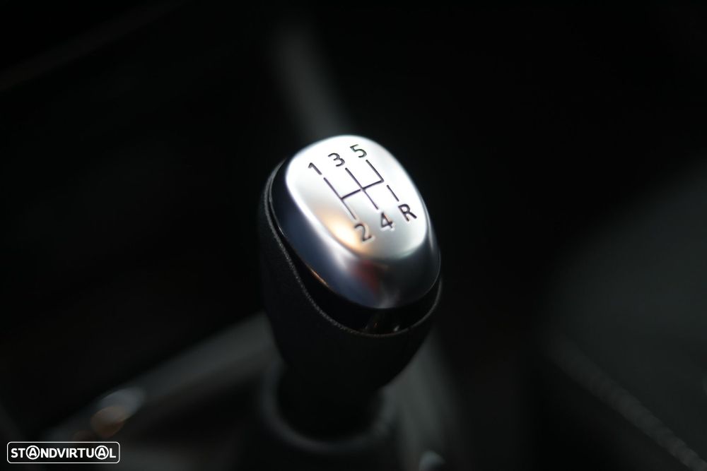 Renault Clio 0.9 TCe Limited Bi-Fuel - 20
