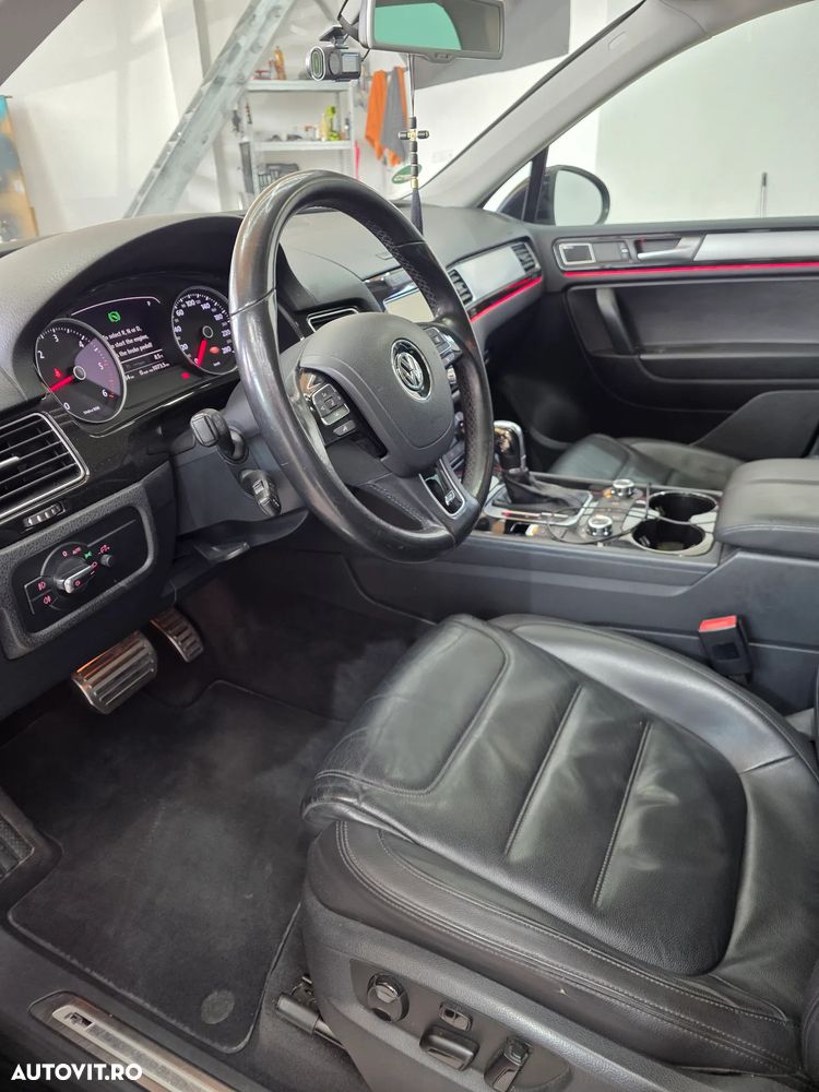 Volkswagen Touareg - 8