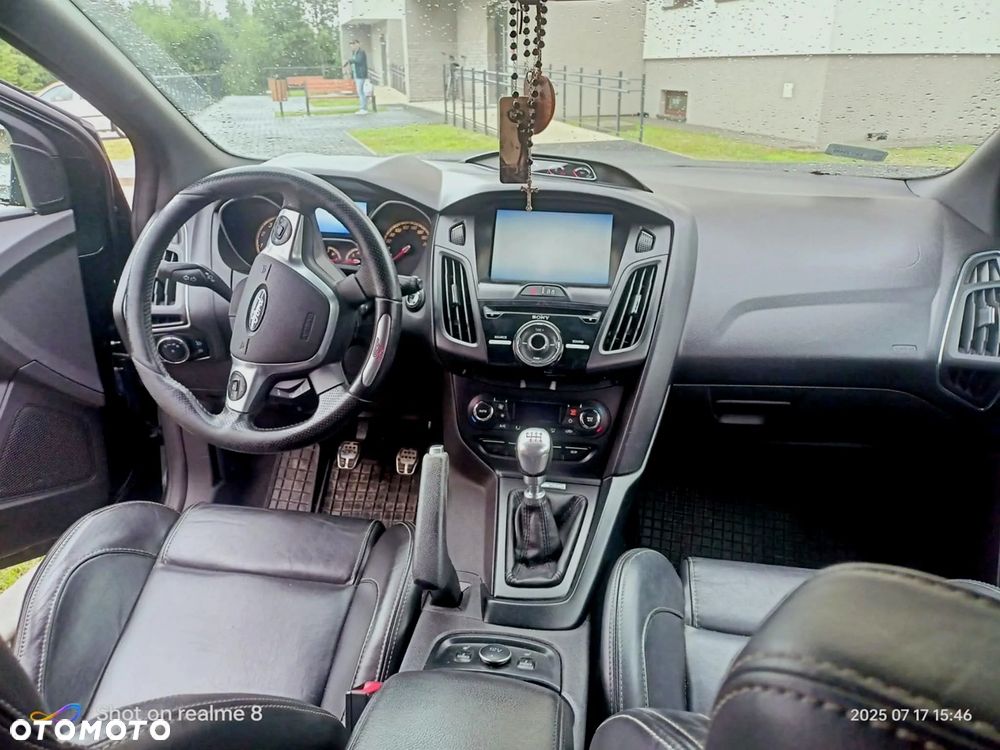 Ford Focus 2.0 EcoBoost ST - 8