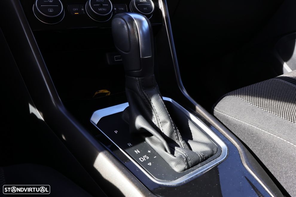 VW T-Roc 1.5 TSI Style DSG - 7