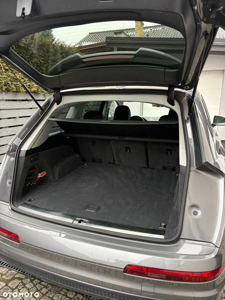 Audi Q7 - 11