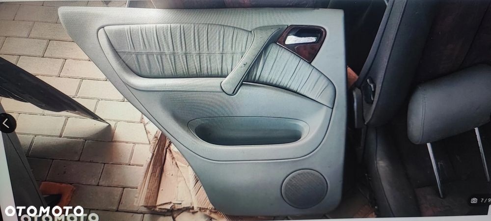 MERCEDES W163 ML UCHWYT RĄCZKA DRZWI PRAWY PRZÓD SZARA