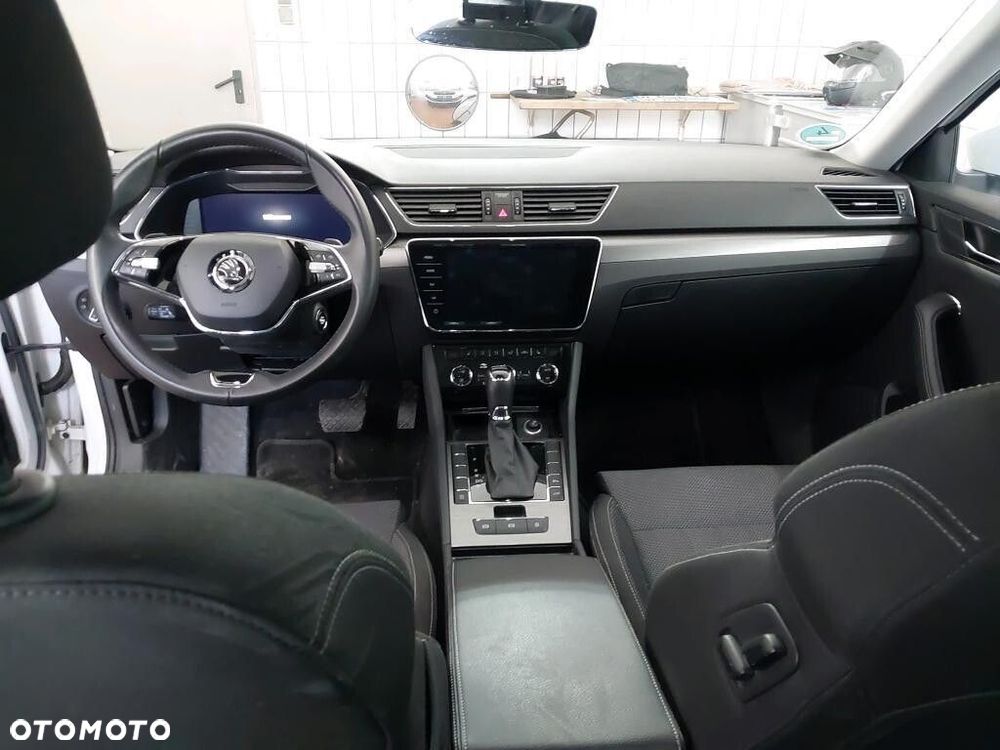 Skoda Superb 2.0 TDI SCR Style DSG - 6