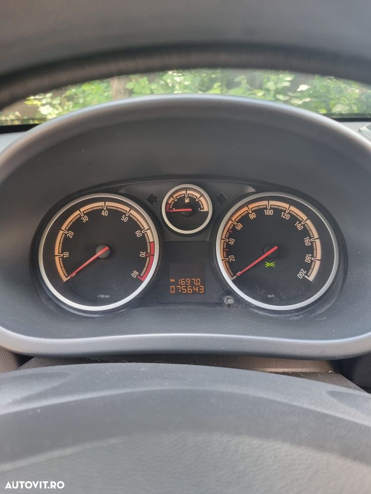 Opel Corsa 1.2i Easytronic Enjoy - 2