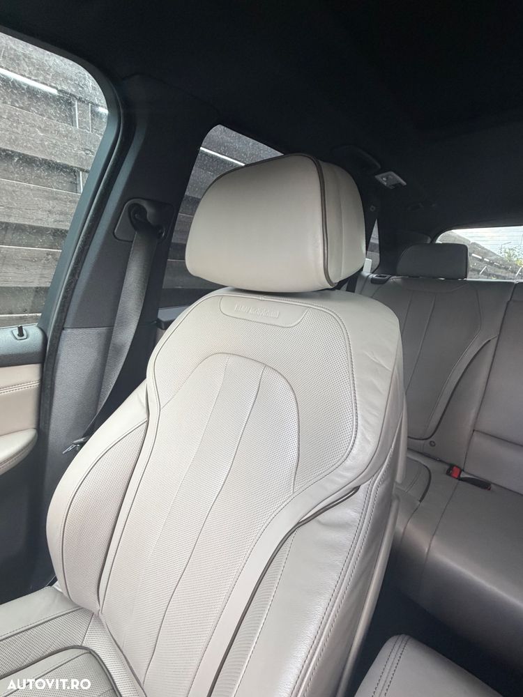 BMW X5 xDrive40d - 11