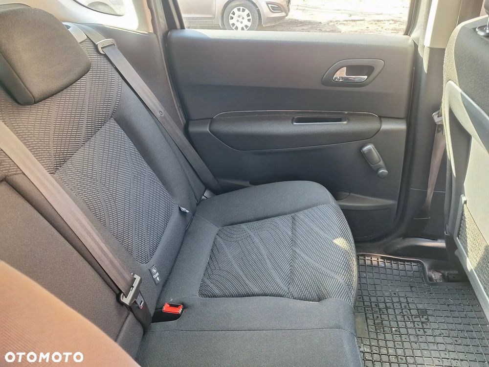 Peugeot 3008 1.6 Active - 12
