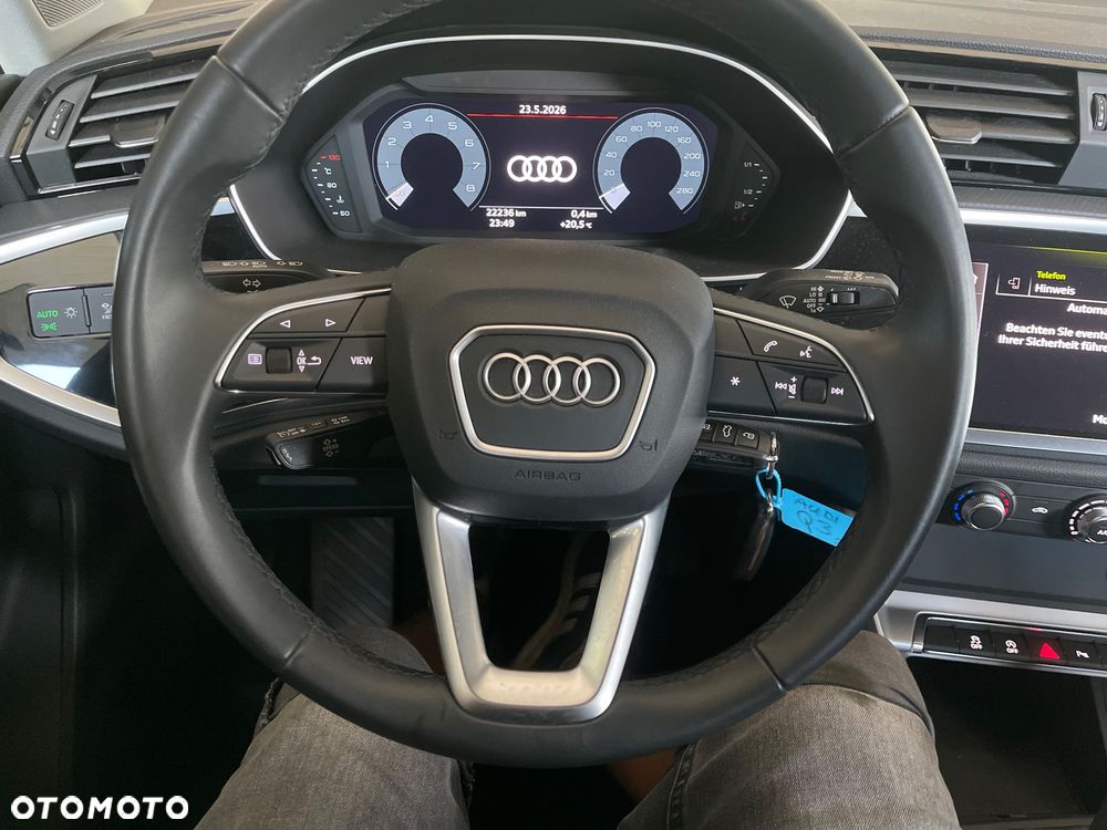 Audi Q3 - 19