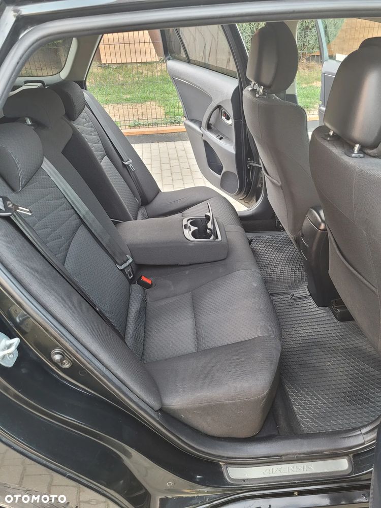 Toyota Avensis 2.0 Sol plus EU5 - 9
