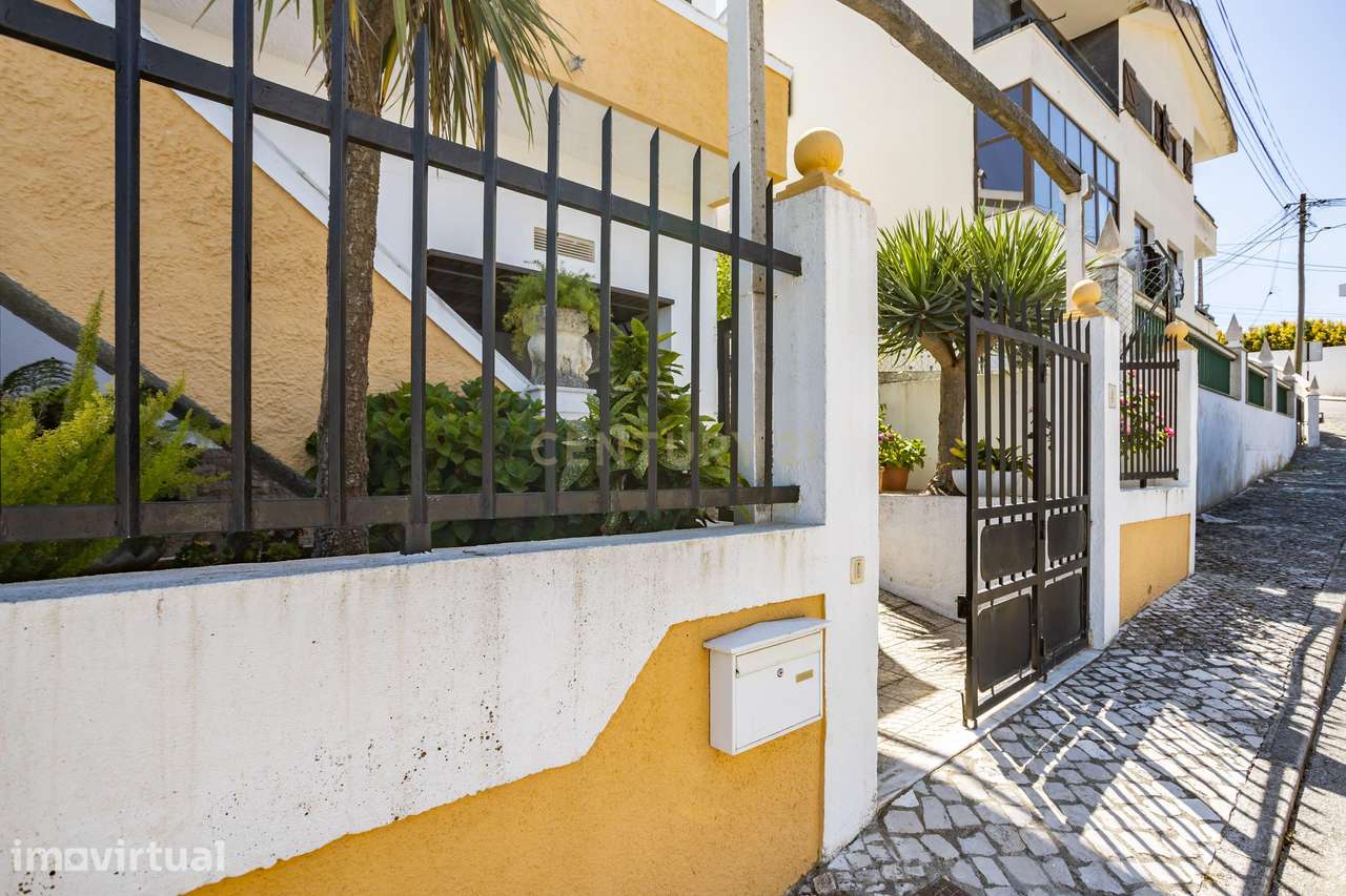 Moradia isolada T3/4 em Vila Nova de Caparica - Grande imagem: 3/51